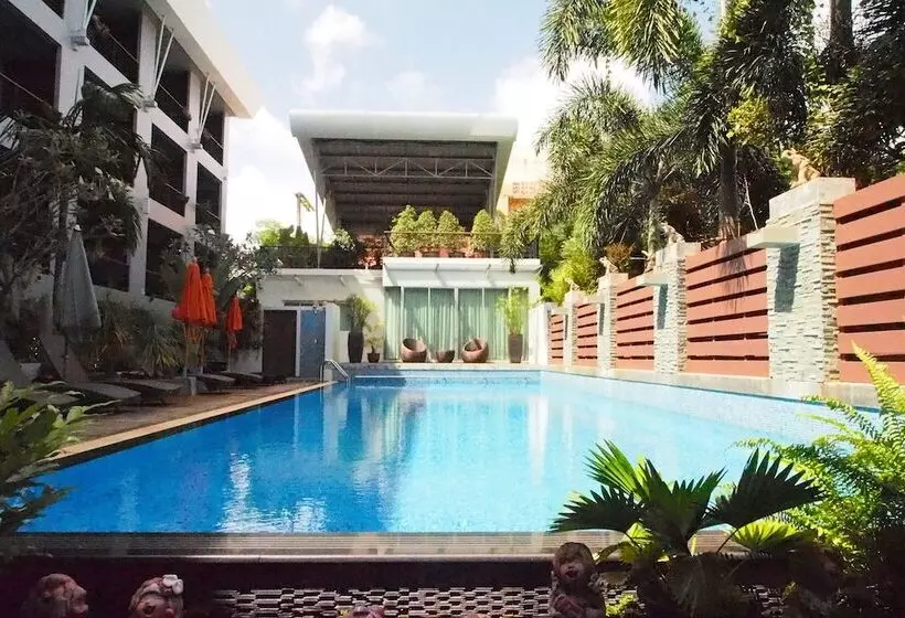 هتل Baan Suwantawe