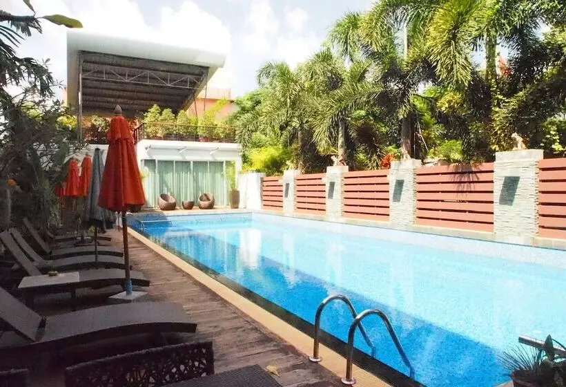 هتل Baan Suwantawe