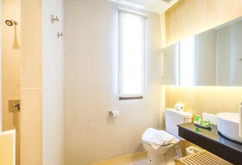 هتل Baan Suwantawe