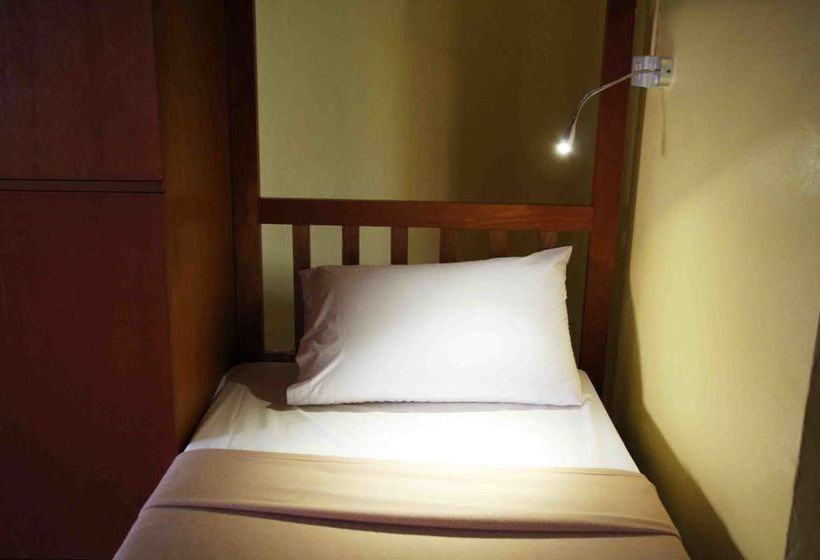 فندق Chanchala Café & Hostel