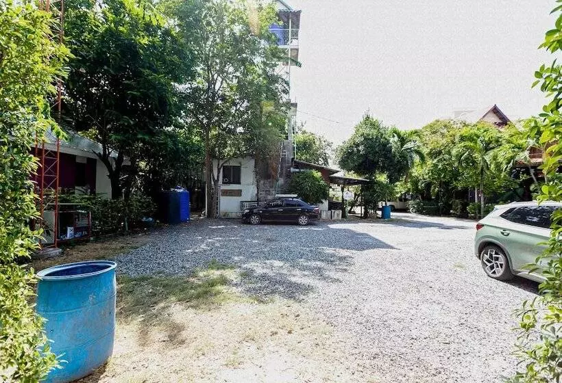 Hotel Deeden Pattaya Resort