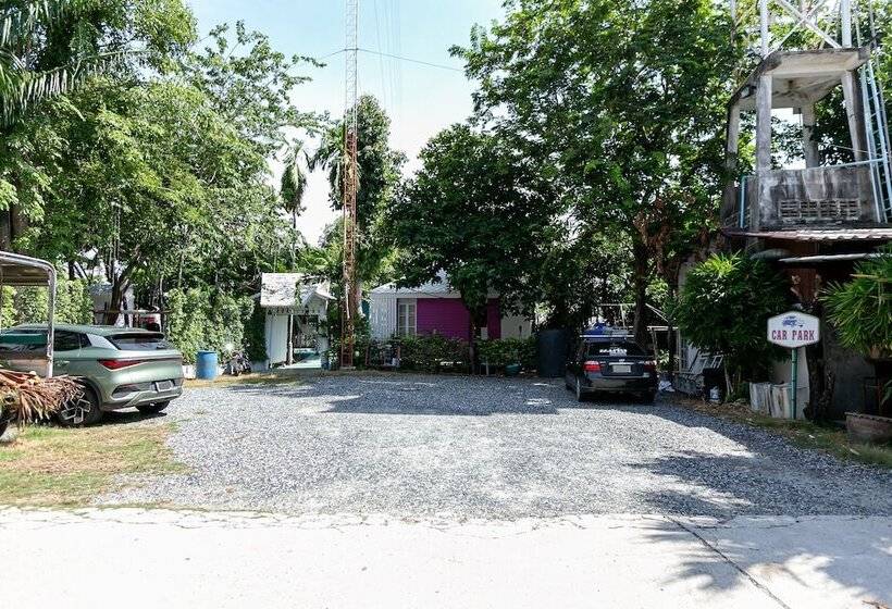 Отель Deeden Pattaya Resort