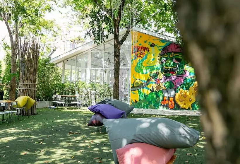 Hotel Deeden Pattaya Resort