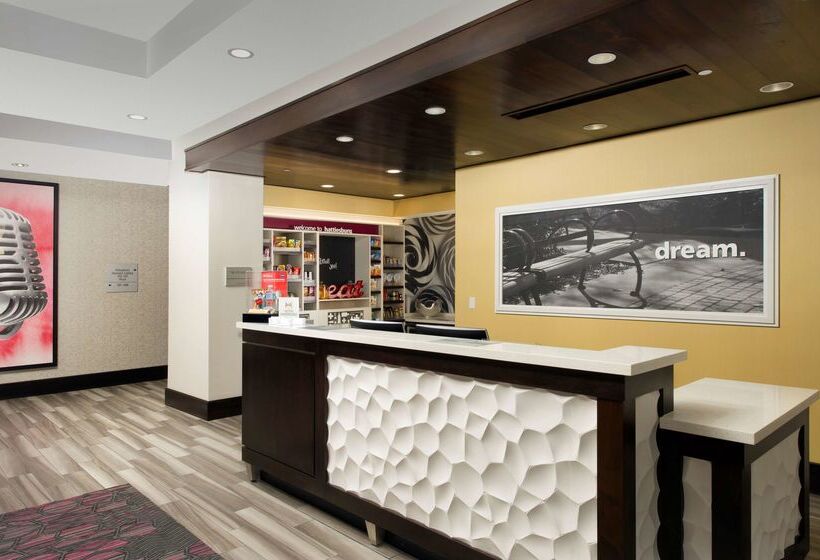 בית מלון כפרי Hampton Inn By Hilton Hattiesburg