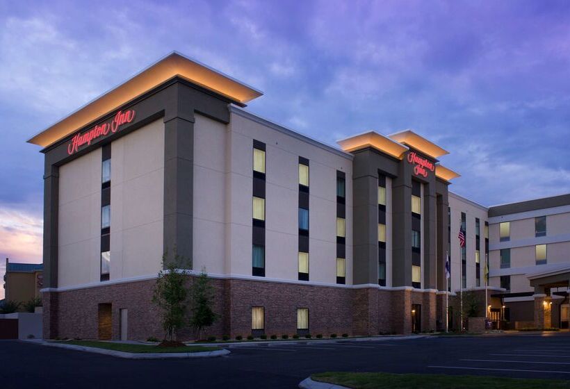 בית מלון כפרי Hampton Inn By Hilton Hattiesburg