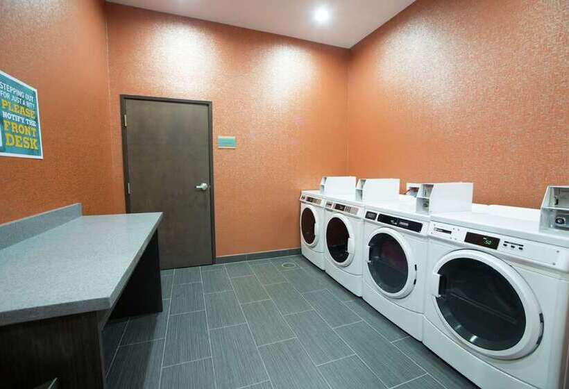 فندق Home2 Suites By Hilton Tulsa Hills