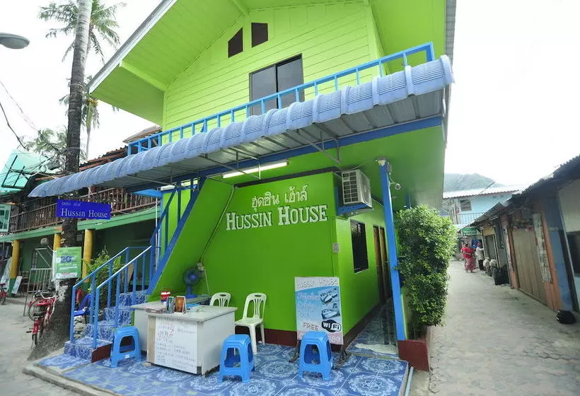 Отель Hussin House