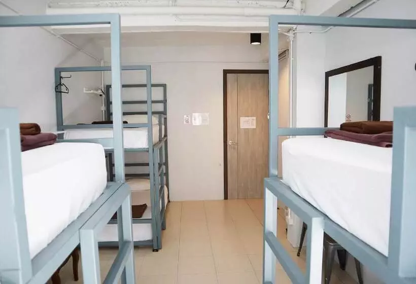 בית מלון כפרי Irest Ao Nang