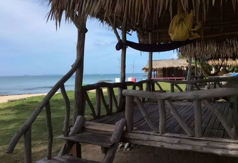 ホテル Lanta Riversand Resort