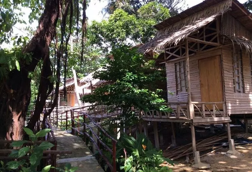 ホテル Lanta Riversand Resort