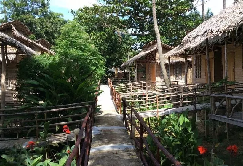 ホテル Lanta Riversand Resort