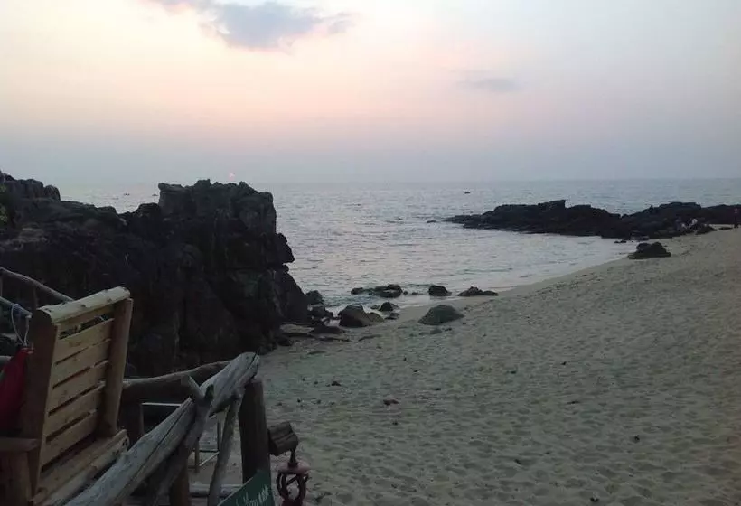 ホテル Lanta Riversand Resort