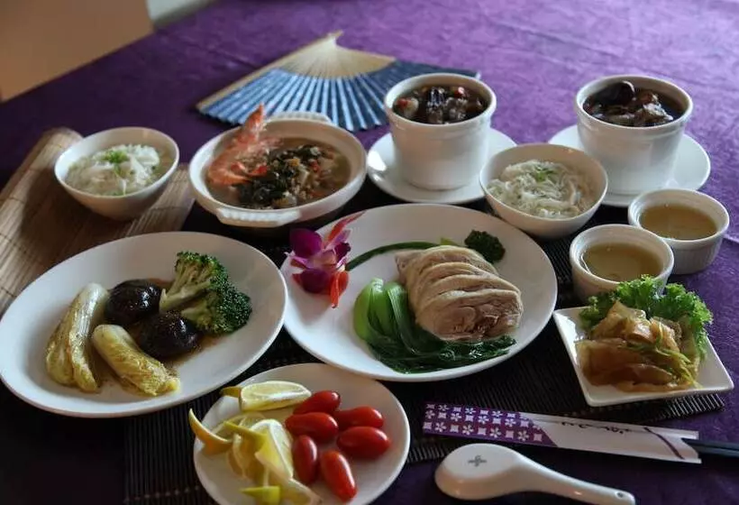 هتل Lovespring House