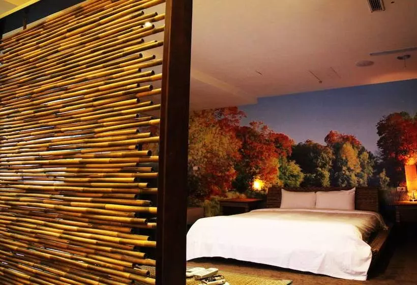 هتل Lovespring House