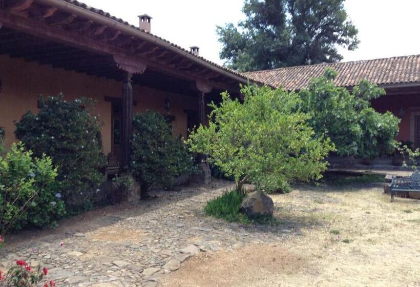 هتل Meson De San Antonio