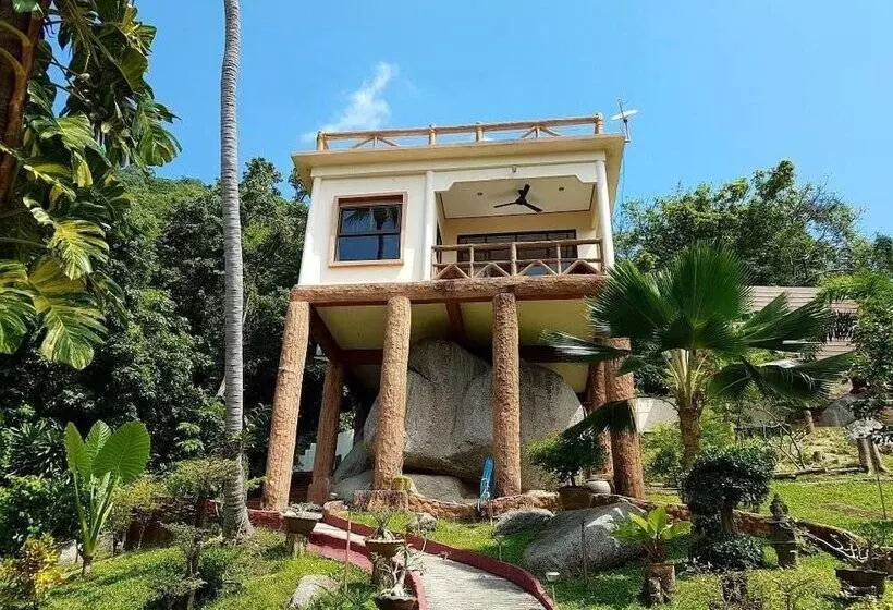 Hotel Moonstone Studio