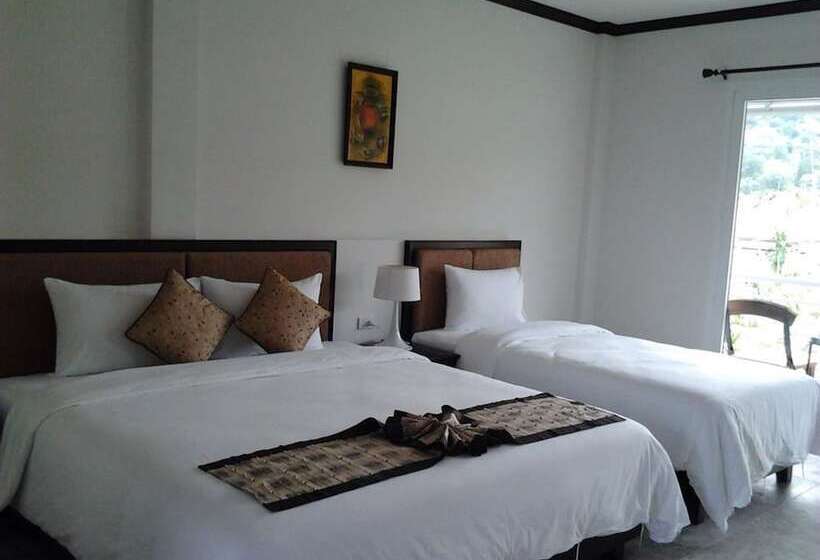 فندق Phukamala Suite