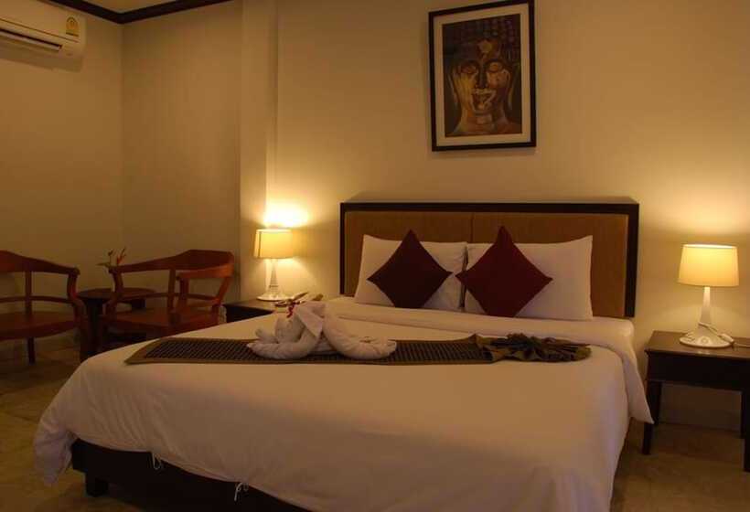 فندق Phukamala Suite