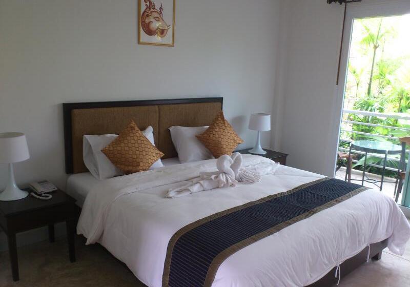 فندق Phukamala Suite