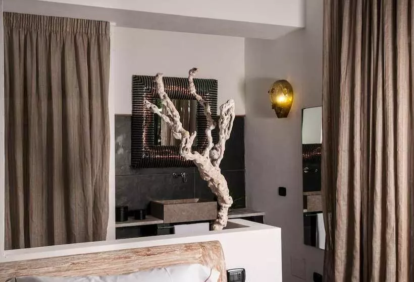 בית מלון כפרי Seven Maze Charming House