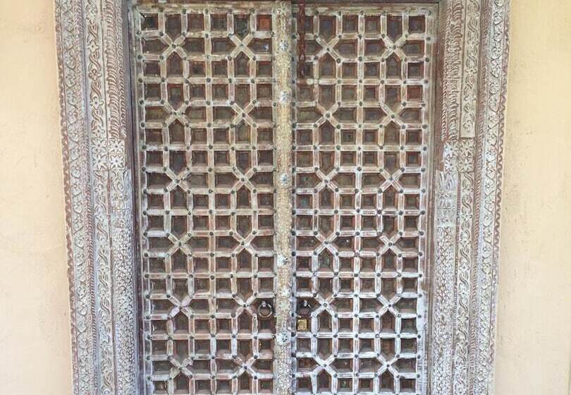 בית מלון כפרי Seven Maze Charming House