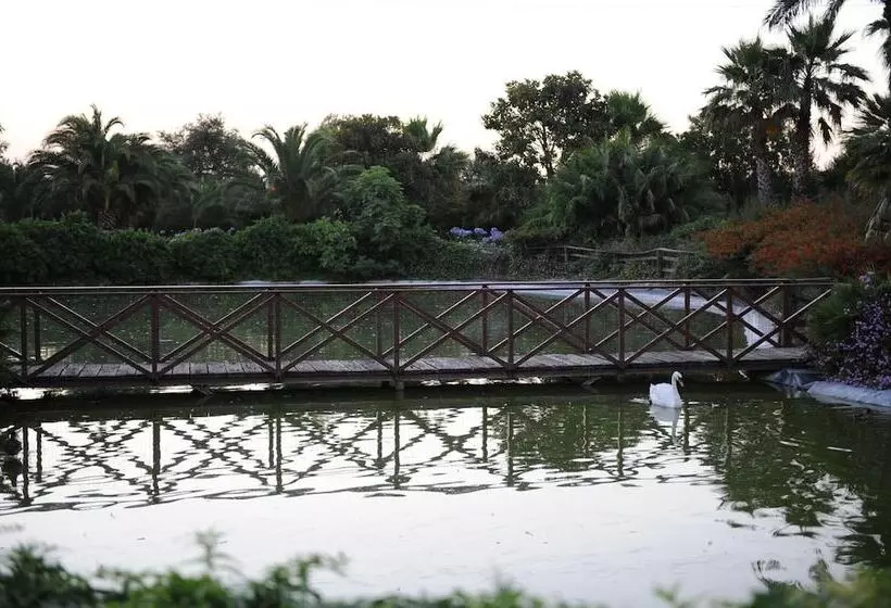 בית מלון כפרי Seven Maze Charming House