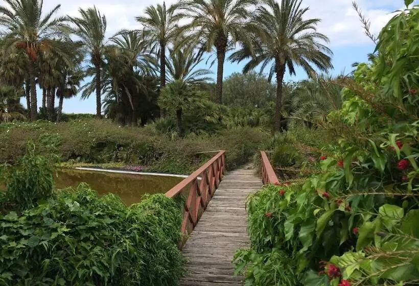 בית מלון כפרי Seven Maze Charming House