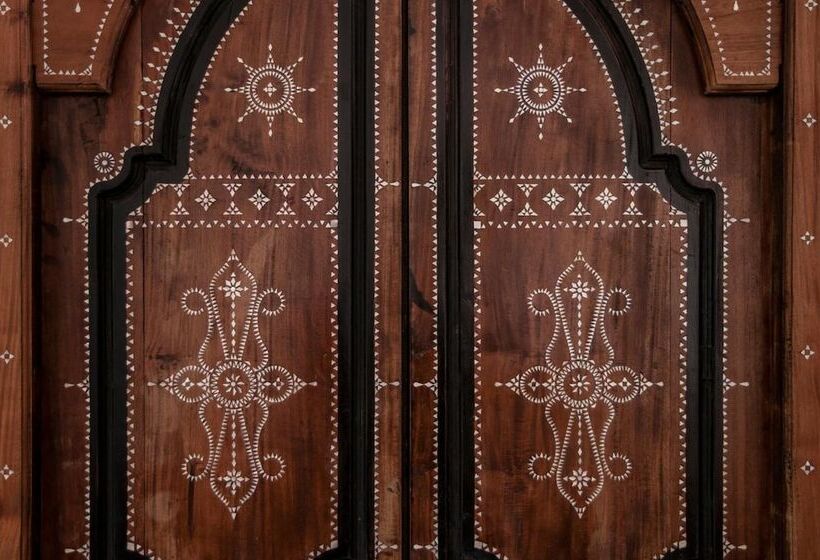 בית מלון כפרי Seven Maze Charming House