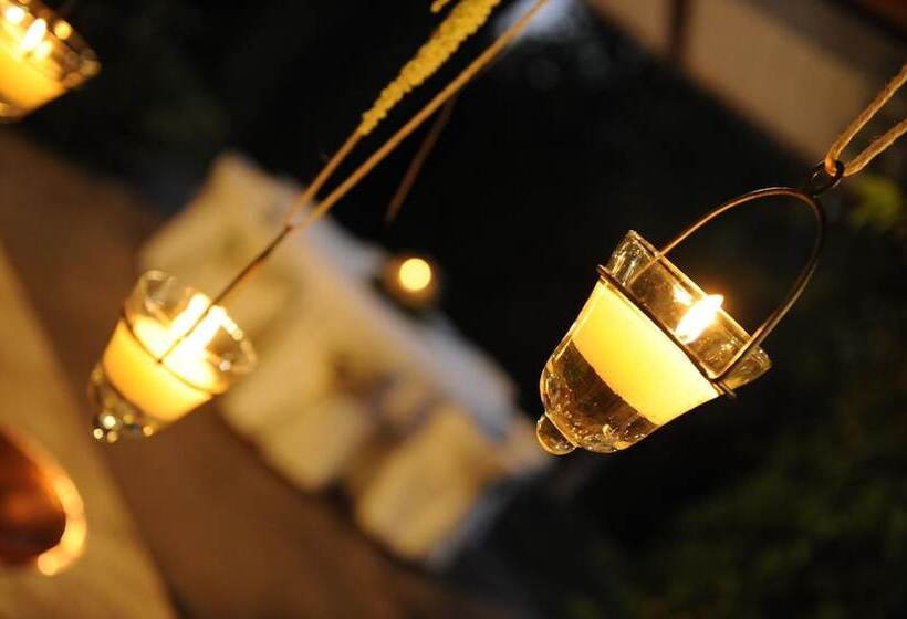 בית מלון כפרי Seven Maze Charming House