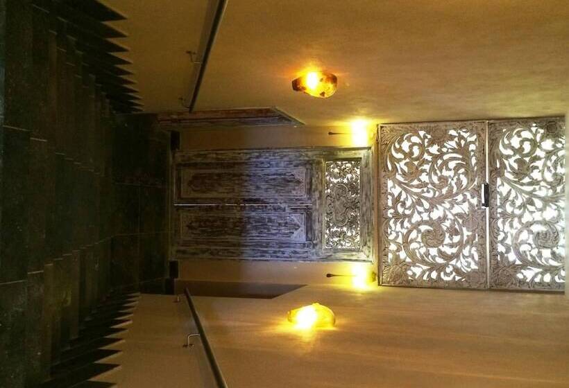 בית מלון כפרי Seven Maze Charming House