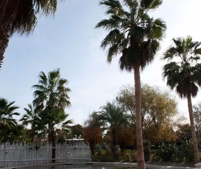 בית מלון כפרי Seven Maze Charming House