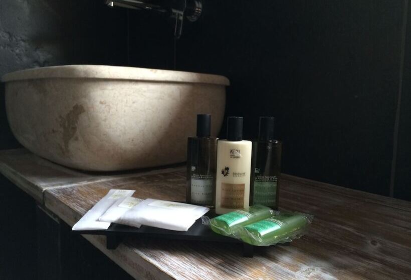 בית מלון כפרי Seven Maze Charming House