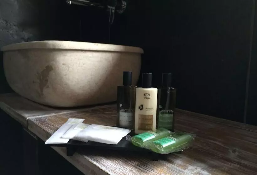 בית מלון כפרי Seven Maze Charming House