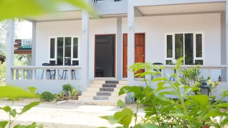 호텔 Tamarind Twin Resort