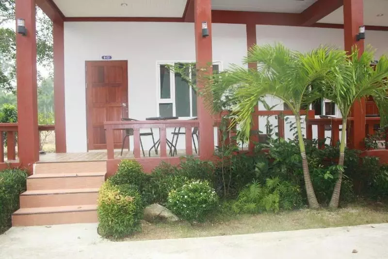 호텔 Tamarind Twin Resort