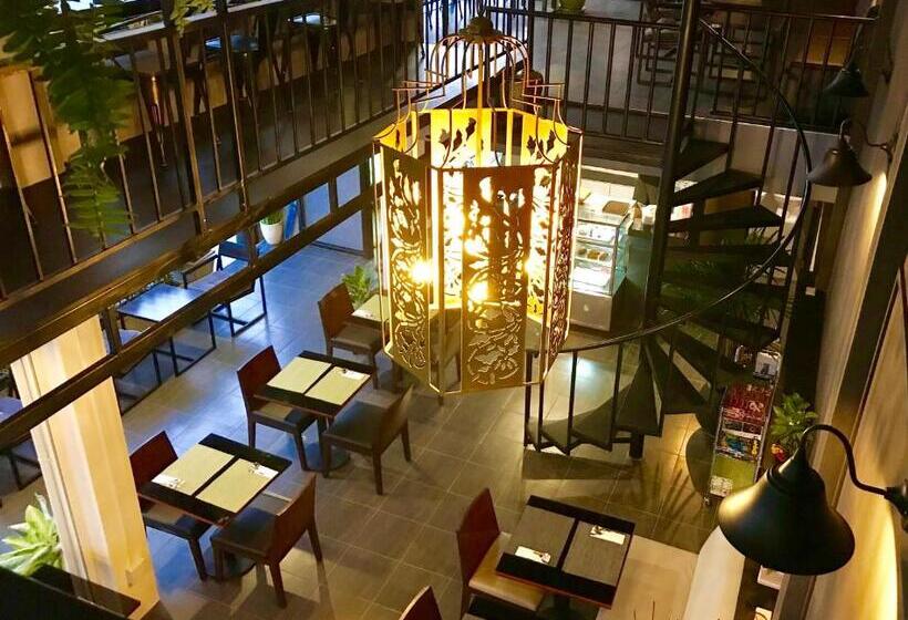 בית מלון כפרי The Beach Cha Am Guest House