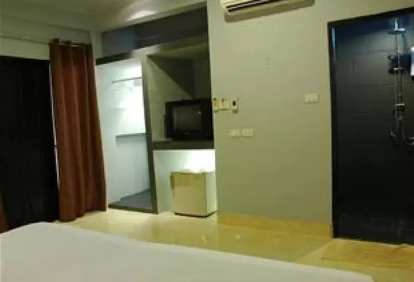 בית מלון כפרי The Dream Garden