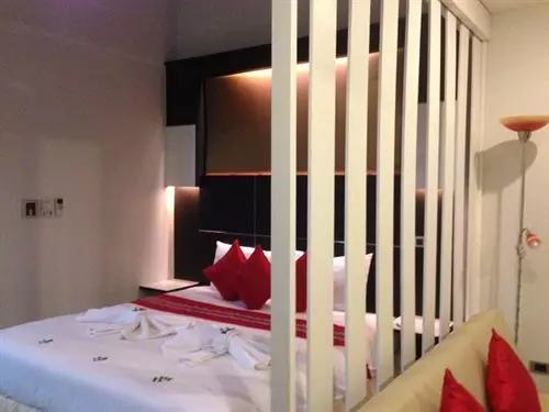 Отель The Idol Boutique Resort & Villa