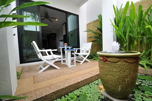 Отель The Idol Boutique Resort & Villa