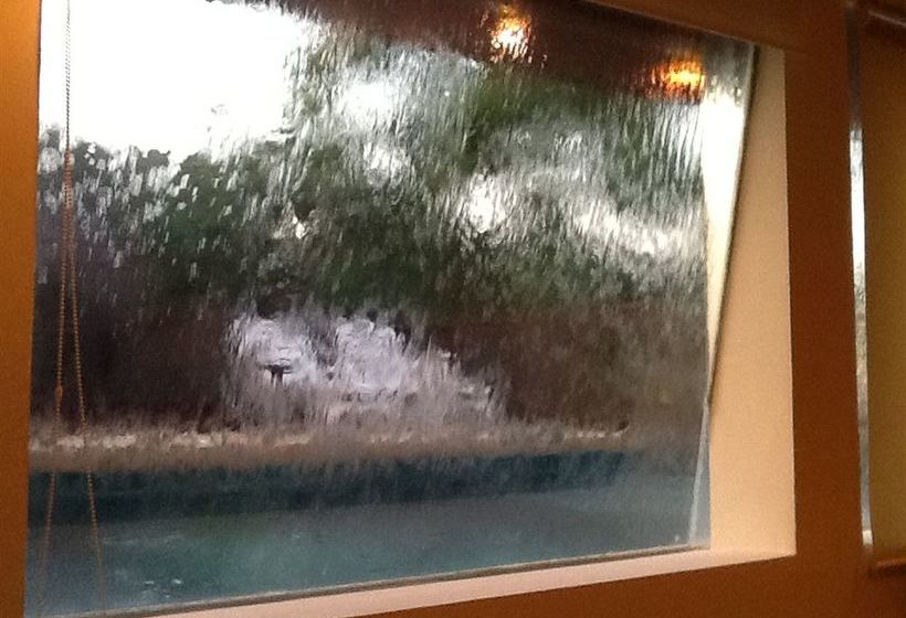 酒店 The Idol Boutique Resort & Villa