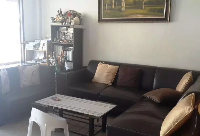 Hotelli The New Villa