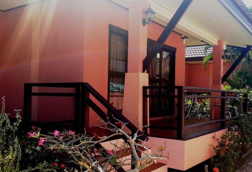 בית מלון כפרי The New Villa