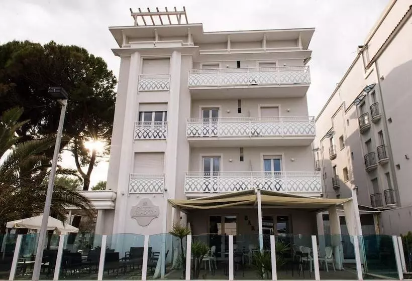 Отель Vela D'oro