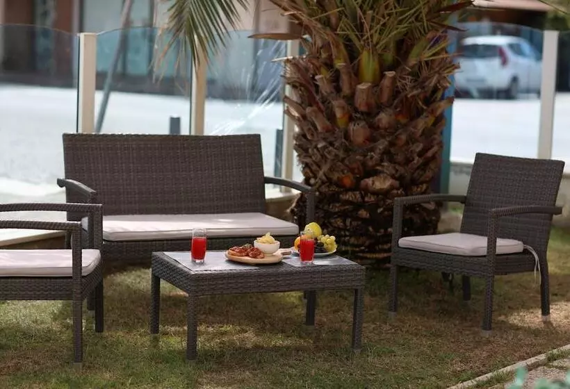 Отель Vela D'oro