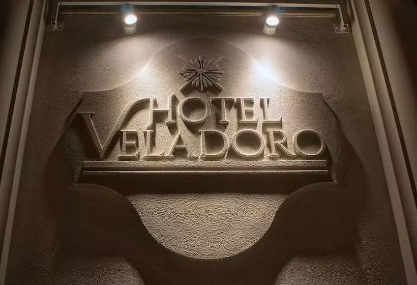 Отель Vela D'oro