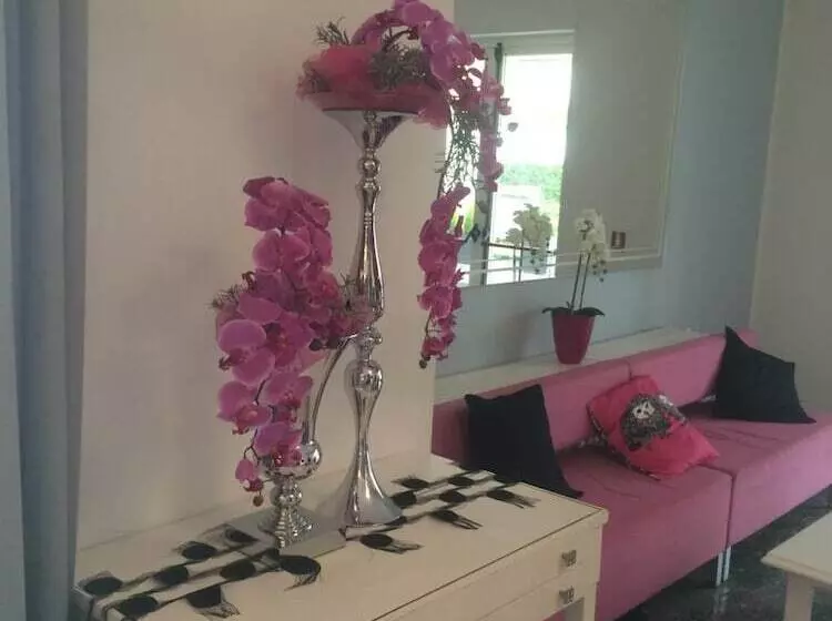 Отель Vela D'oro