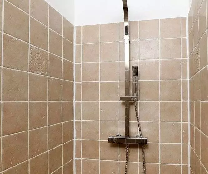 Les Clés De La Cité