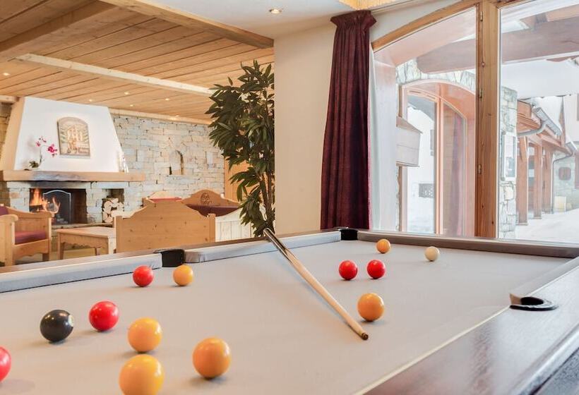 Residence Chalet De L Adonis