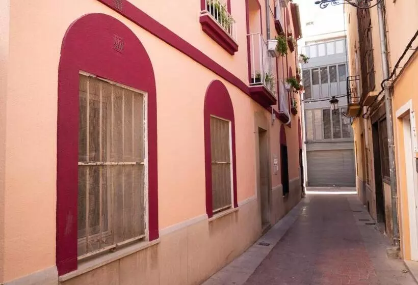 ユースホステル Residencial Art Brut