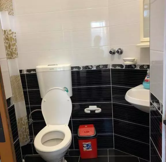 ベッドアンドブレックファースト Camping & Guest House Herges